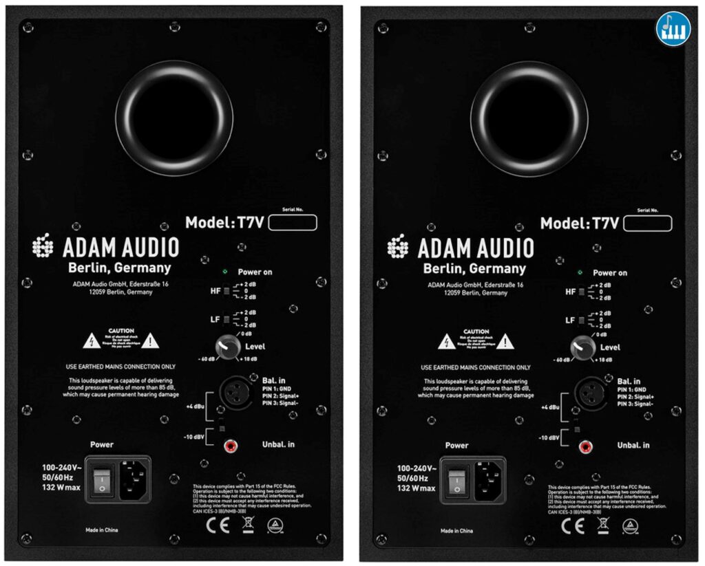 Controles do monitor Adam Audio T7V: controles de alta e baixa frequência e nível de volume.
